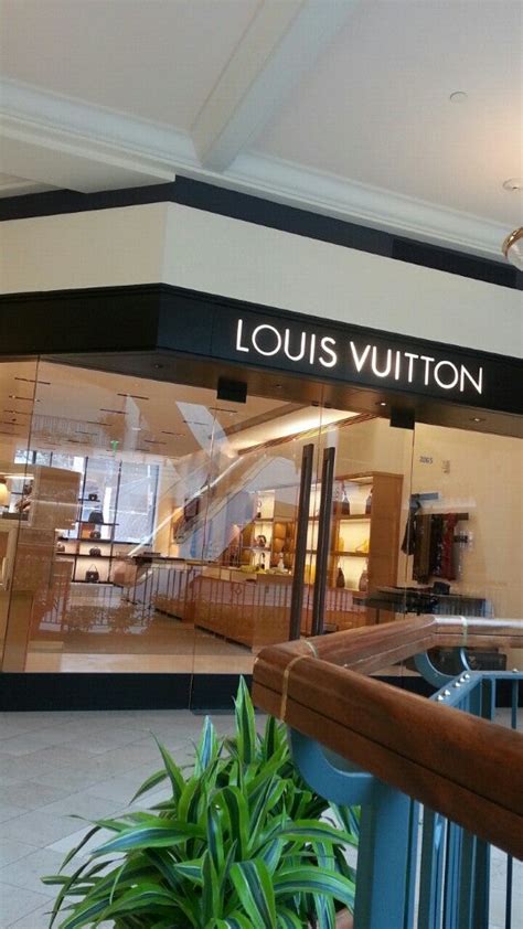 louis vuitton store in portland oregon